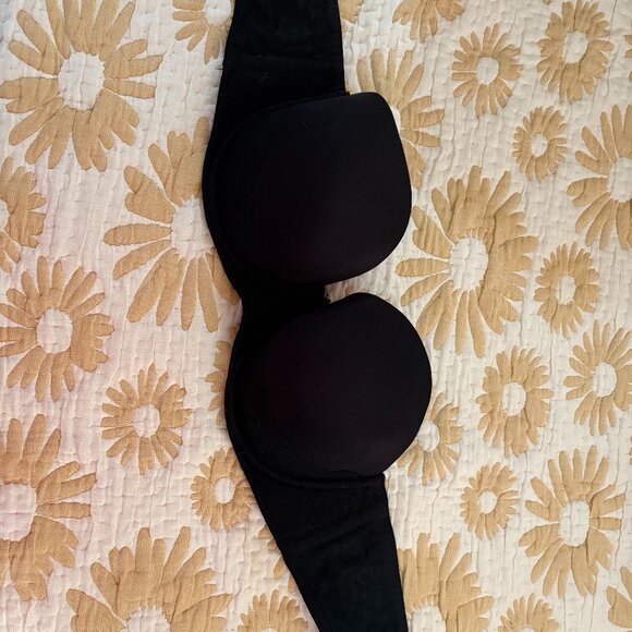 Torrid Black Strapless Bra with Lace Band – Size 46C - Picture 1 of 3